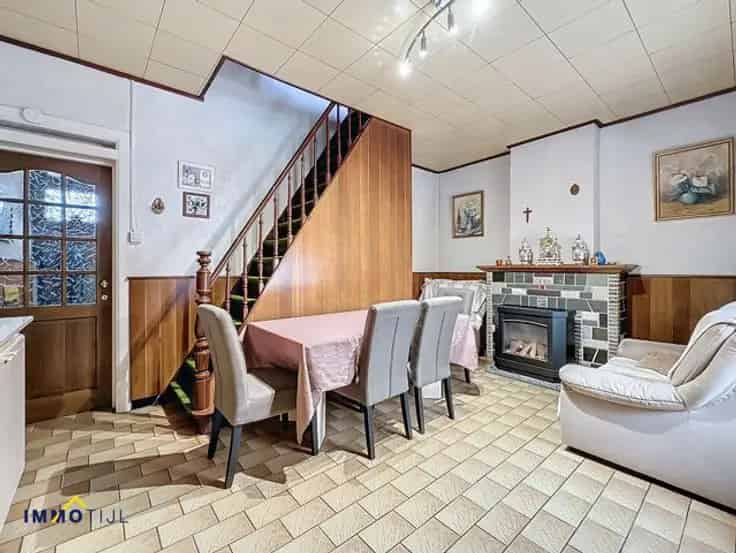 Huis Te Koop Te renoveren woning nabij Aalst