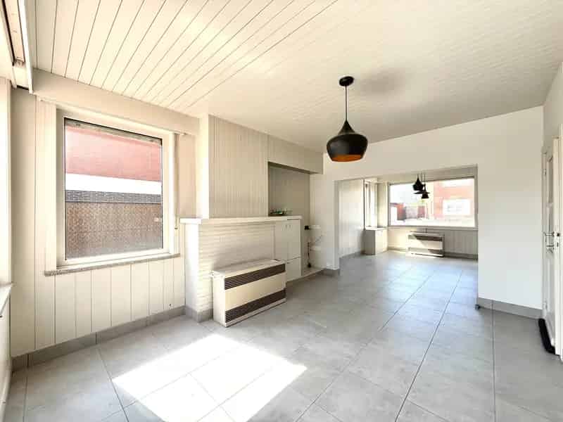 Huis te huur Ingelmunster: 3 slaapkamers, loods 100m², tuin
