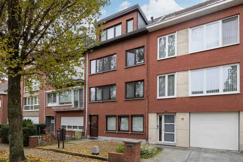Appartement te huur Schoten 2 slaapkamers nabij winkels