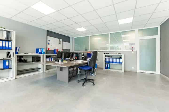 Huis te koop Fayt-Lez-Manage Gemengd gebouw magazijn