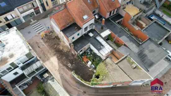 Grond in het centrum van Assenede op 260m²: 2 woonentiteiten