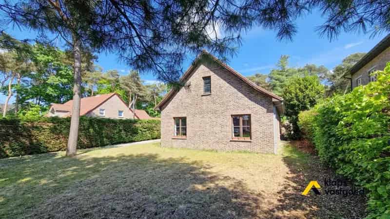 Woning met 3 slaapkamers op uniek perceel van ruim 26are