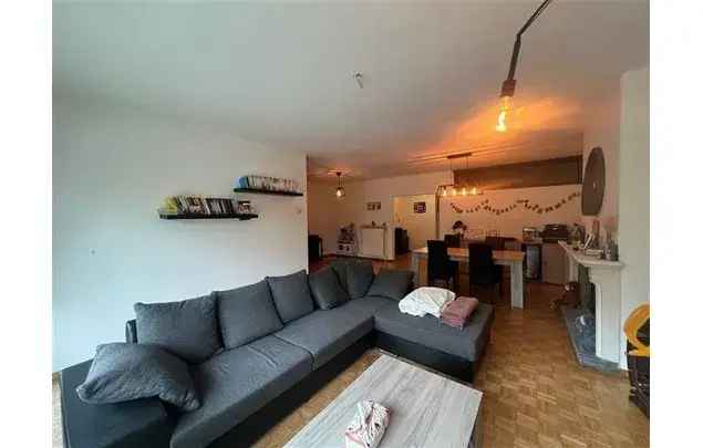 Huur 2 slaapkamer appartement van 120 m² in Antwerp