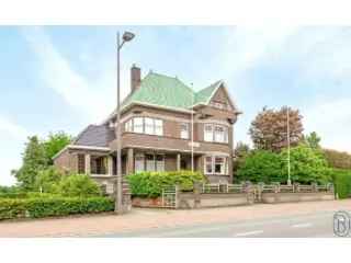 Herenhuis te koop Anzegem - Art Deco woning met grote tuin