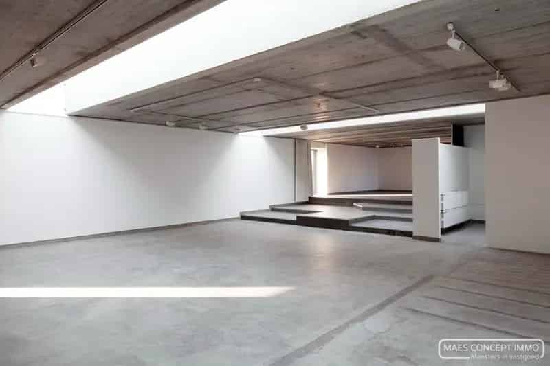 Kantoor te huur Zwevegem 273m²