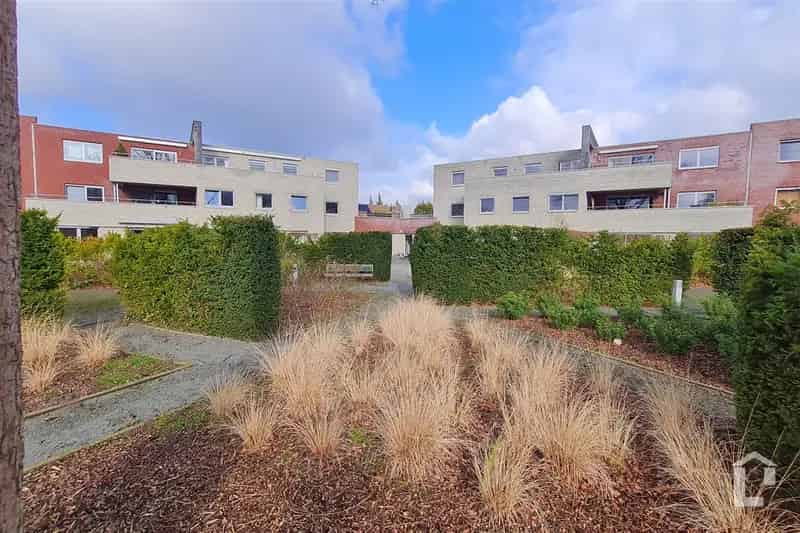 Appartement te koop Eke - Ruim gelijkvloers appartement met tuin en garage