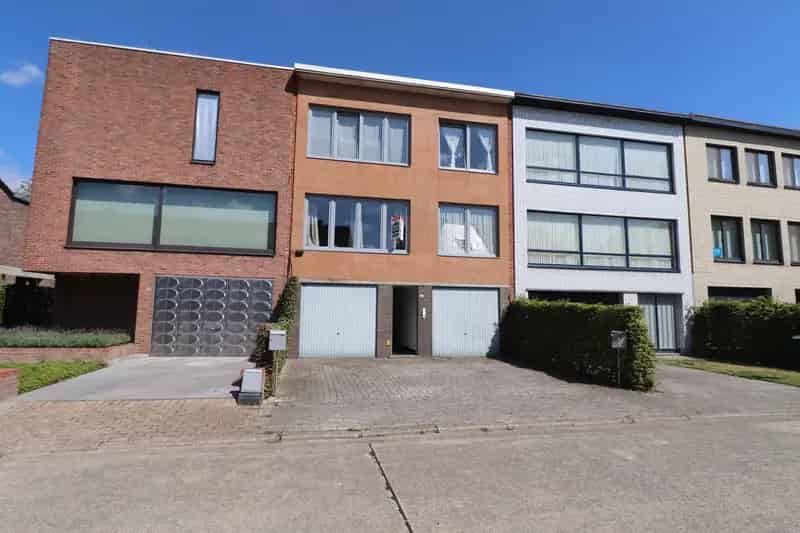 Appartement te koop 2 slaapkamers garage tuin