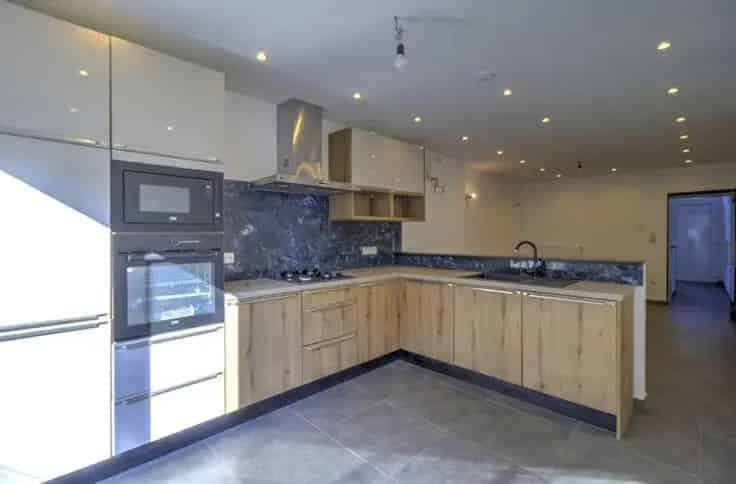 Huis Te Koop 3-4 slaapkamers Gerenoveerd Zuidtuin