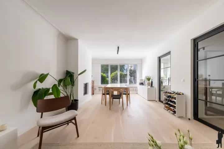 Gelijkvloers Appartement Wilrijk Zonnige Tuin