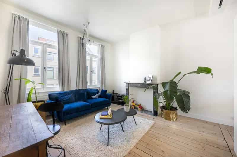 Antwerpen Zuid Gerenoveerd Herenhuis met Tuin 3 slaapkamers