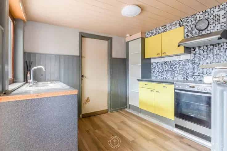 Huis Te Koop met Magazijn: Wonen en Werken Gecombineerd