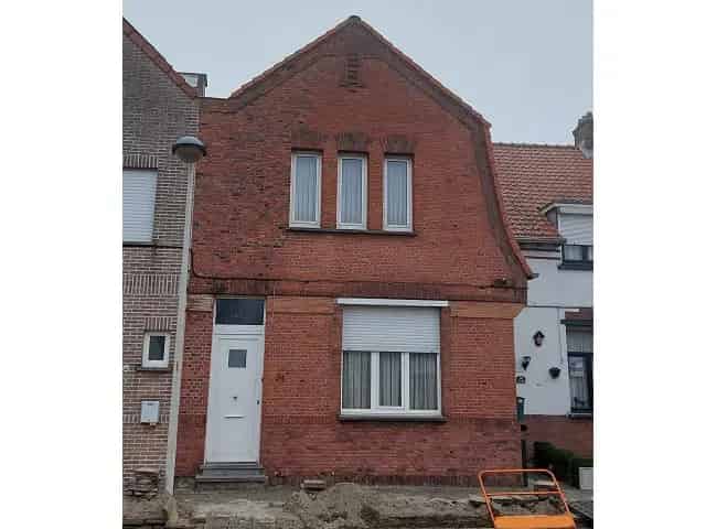 Eengezinswoning 3 slaapkamers 1921 Kastanjeboomplein