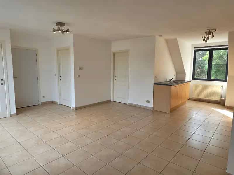 Appartement te huur 1 slaapkamer groot terras