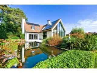 Huis te koop Tervuren - gerenoveerd met tuin zwemvijver en sauna