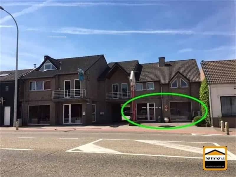 Handelspand te koop Sint-Truiden: Bar met hoge huur opbrengst
