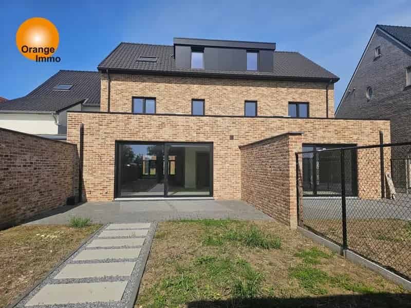 Huis te huur: duurzame nieuwbouw woning met 4 slaapkamers