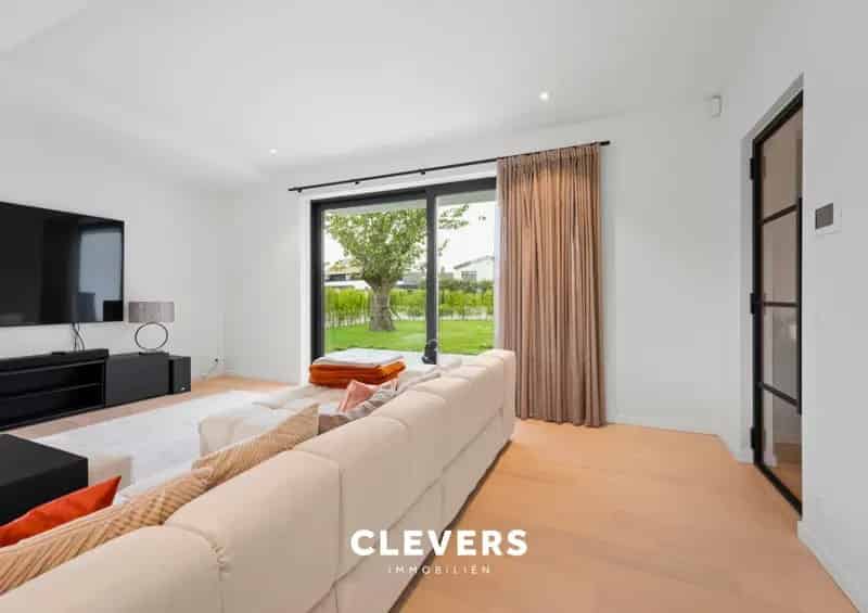 Luxueuze Villa te Koop Rustige Residentiële Omgeving