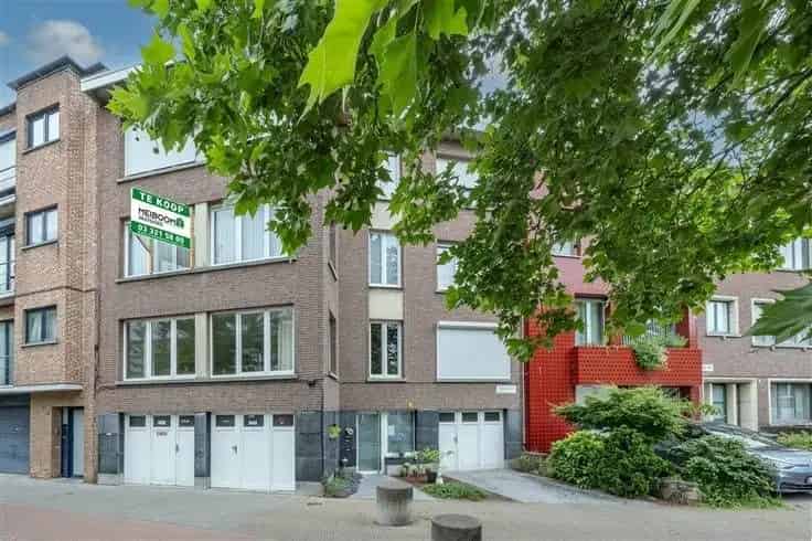 Appartement Te Koop 2 Slaapkamers Garage Oprit Te Boelaerpark