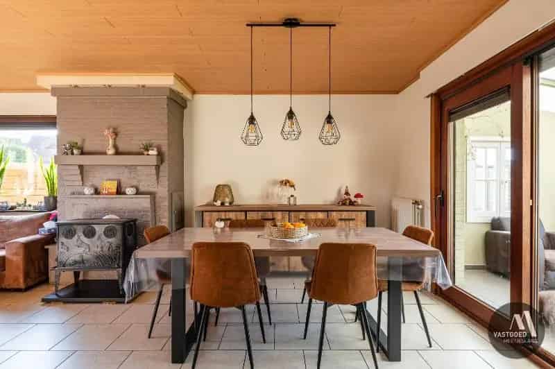 Woning te Kleit: 3 slaapkamers 591m²