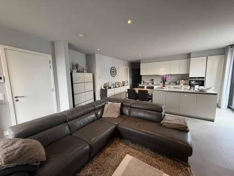 Luxueus Appartement Liedekerke Met Staanplaats