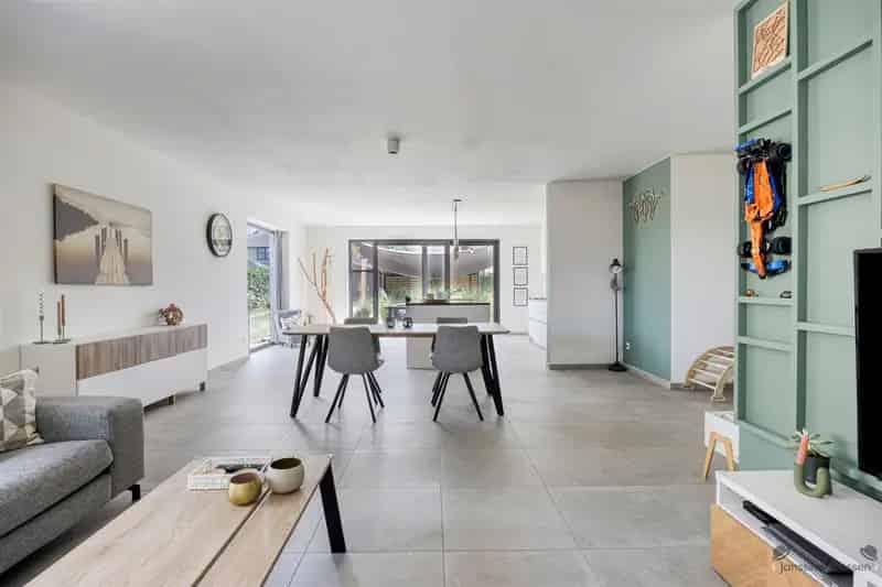 Moderne BEN woning te huur 3 slaapkamers Zuidgerichte tuin