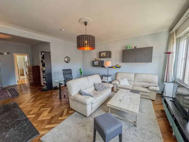 Appartement Te Koop Elsene 3 Slaapkamers Balkon