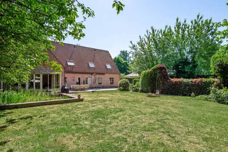 Ruime Villa te Huur 7 slaapkamers Nabij Golfclub