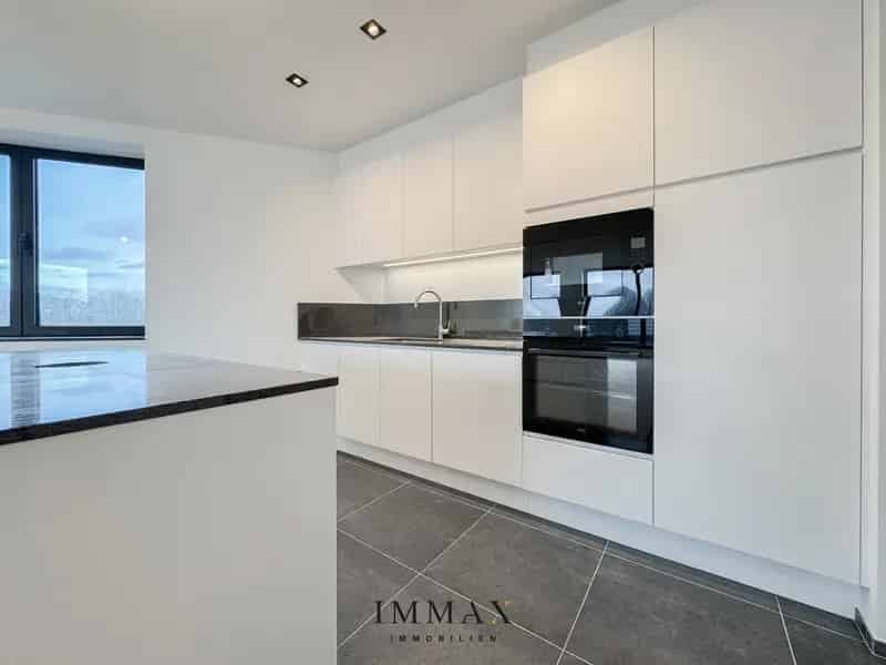 Gerenoveerde Penthouse te Huur Sint-Andries