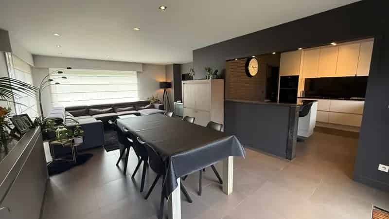 Huis te koop Begijnendijk: gerenoveerde woning met tuin en garage