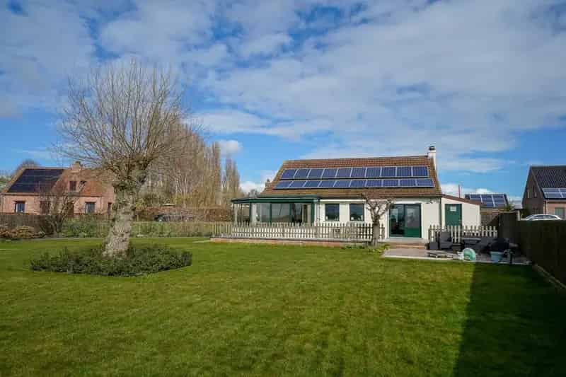 Karaktervolle woning landelijke omgeving Oudenburg