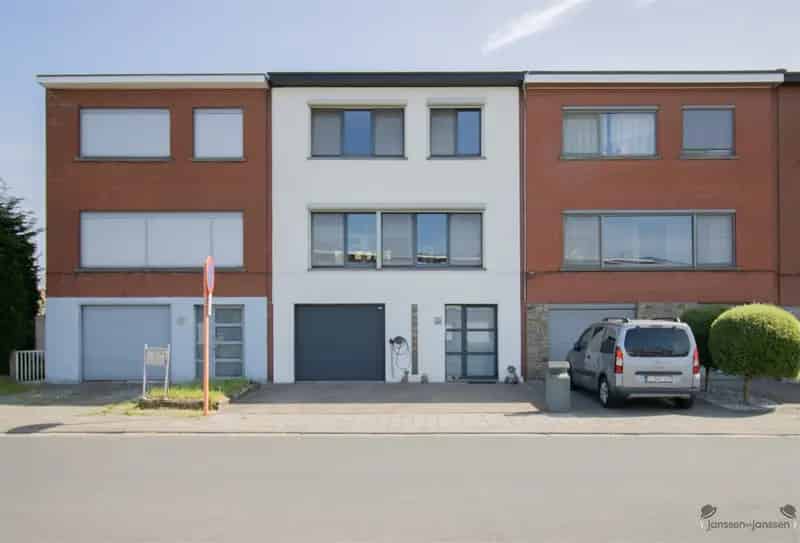 Gerenoveerde Bel-Etage 3 Slaapkamers Toplocatie
