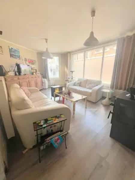 Huis te koop Sint Niklaas 2 slaapkamers 3 garages
