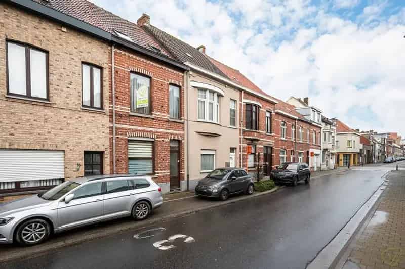 Huis te koop Eeklo 4 slaapkamers renovatieproject
