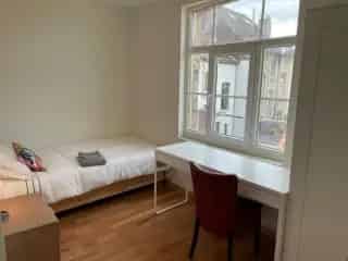 Appartement in medehuur Brussel - Privékamer met badkamer