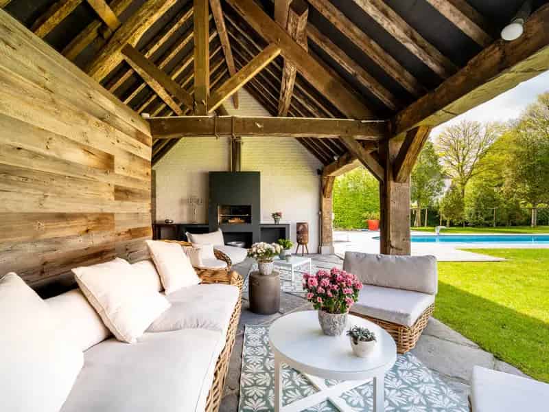 Luxe Villa te koop in Ohain - 4 slaapkamers, zwembad, 41ha