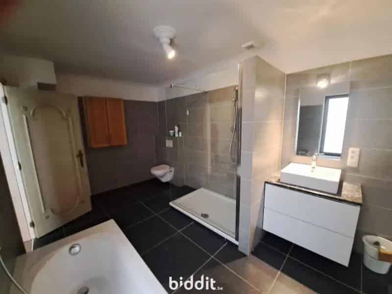 Duplex Sint Niklaas 130m2 2 slaapkamers 2 badkamers