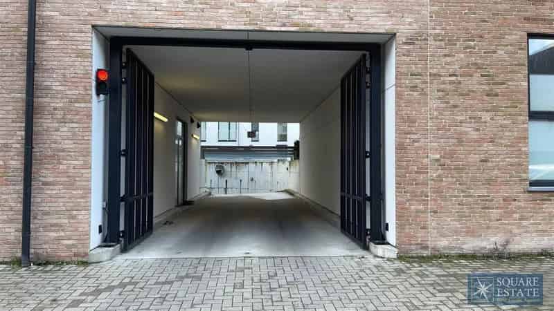 Garage te huur Strombeek-Bever beveiligd nieuwbouw