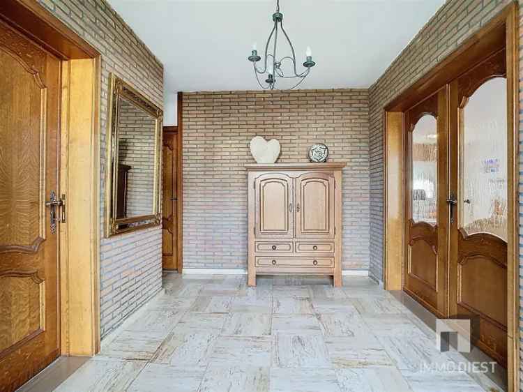 Gelijkvloerse woning te Vorst 33a 45ca