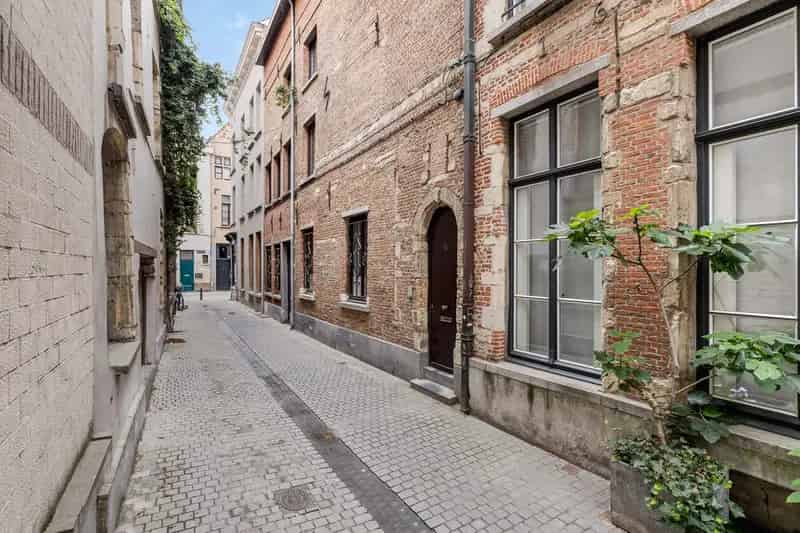Appartement te huur Antwerpen Centrum 2 slaapkamers ruim terras