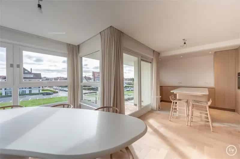 Appartement te koop Knokke-Heist 3 slaapkamers luxe renovatie