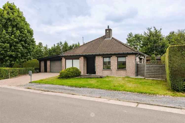 Goed onderhouden woning te koop op mooi perceel