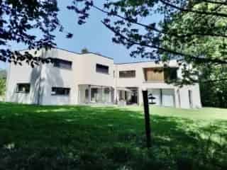Huis te Koop Grez Doiceau 6 Slaapkamers Zwembad Moderne Villa