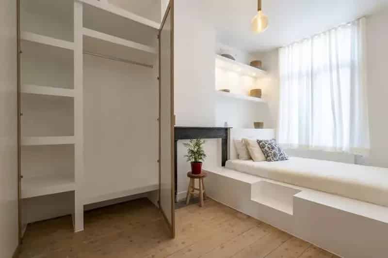 Kamer in gerenoveerd herenhuis 8425679