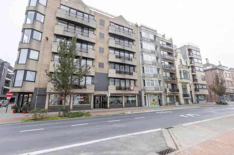 Garage te Huur Dubbele Parkeerplaats Centrale Ligging