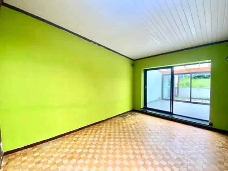 Huis Te Koop Fosse la Ville 5 slaapkamers 220m²