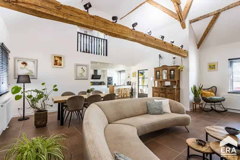 Villa te koop in Herdersem nabij Aalst 4 slaapkamers