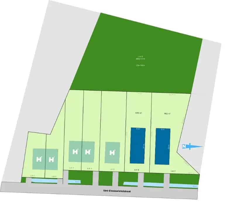 Twee Ruime Bouwpercelen Nabij Centrum Oekene
