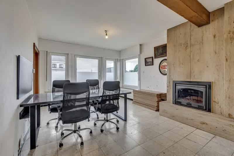 Te renoveren 3-gevel woning Dilbeek