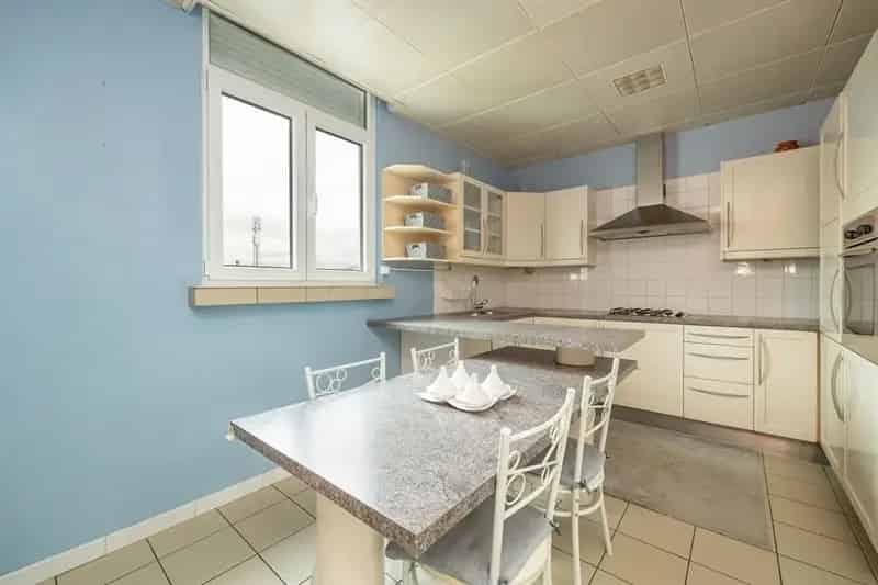Huis te koop Deurne-Zuid: Instapklare Bel-étage met 4 slaapkamers en stadstuin