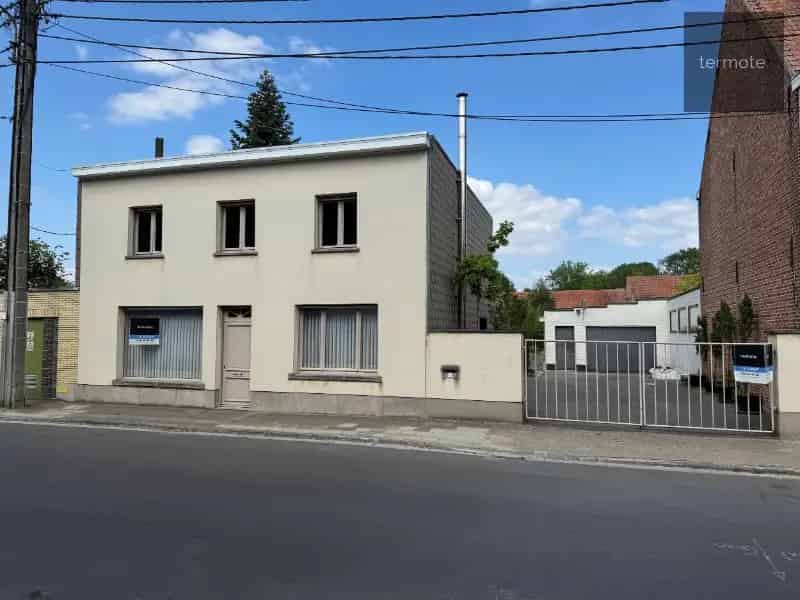 Woning met Werkplaats Te Koop